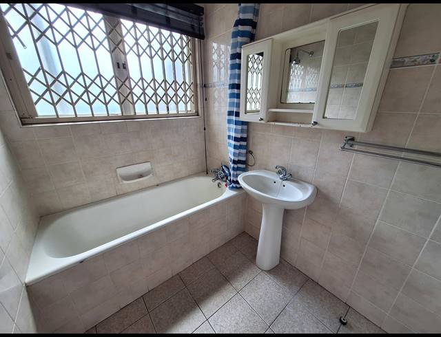 2 BEDROOM APARTMENT TO LET IN WINDERMERE